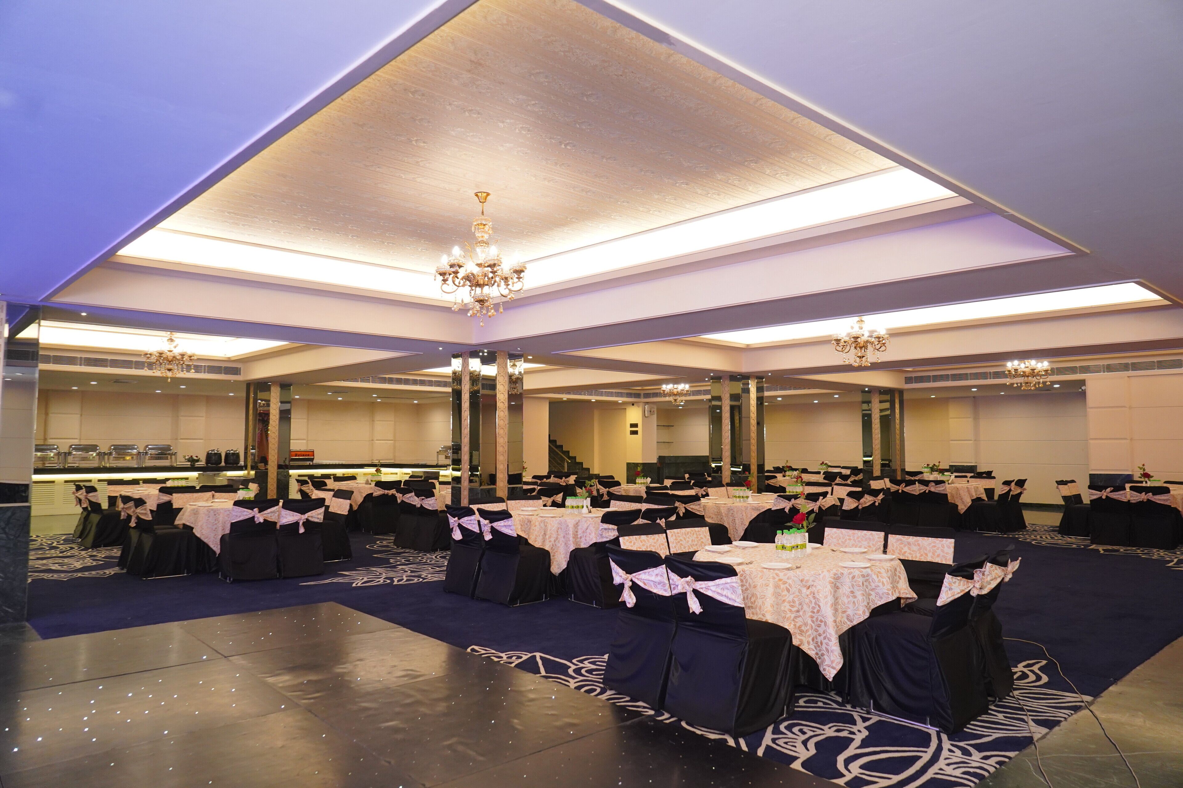 Banquet hall