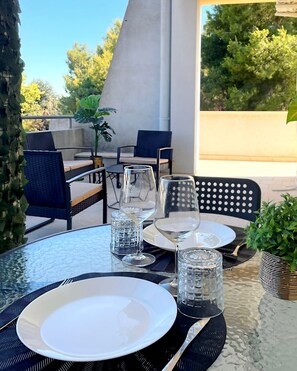 Outdoor dining - OasidiPace (Lecce)
