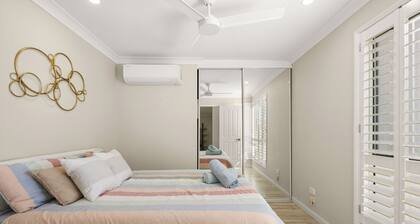 Spacious Family Home Wifi and Salt Pool