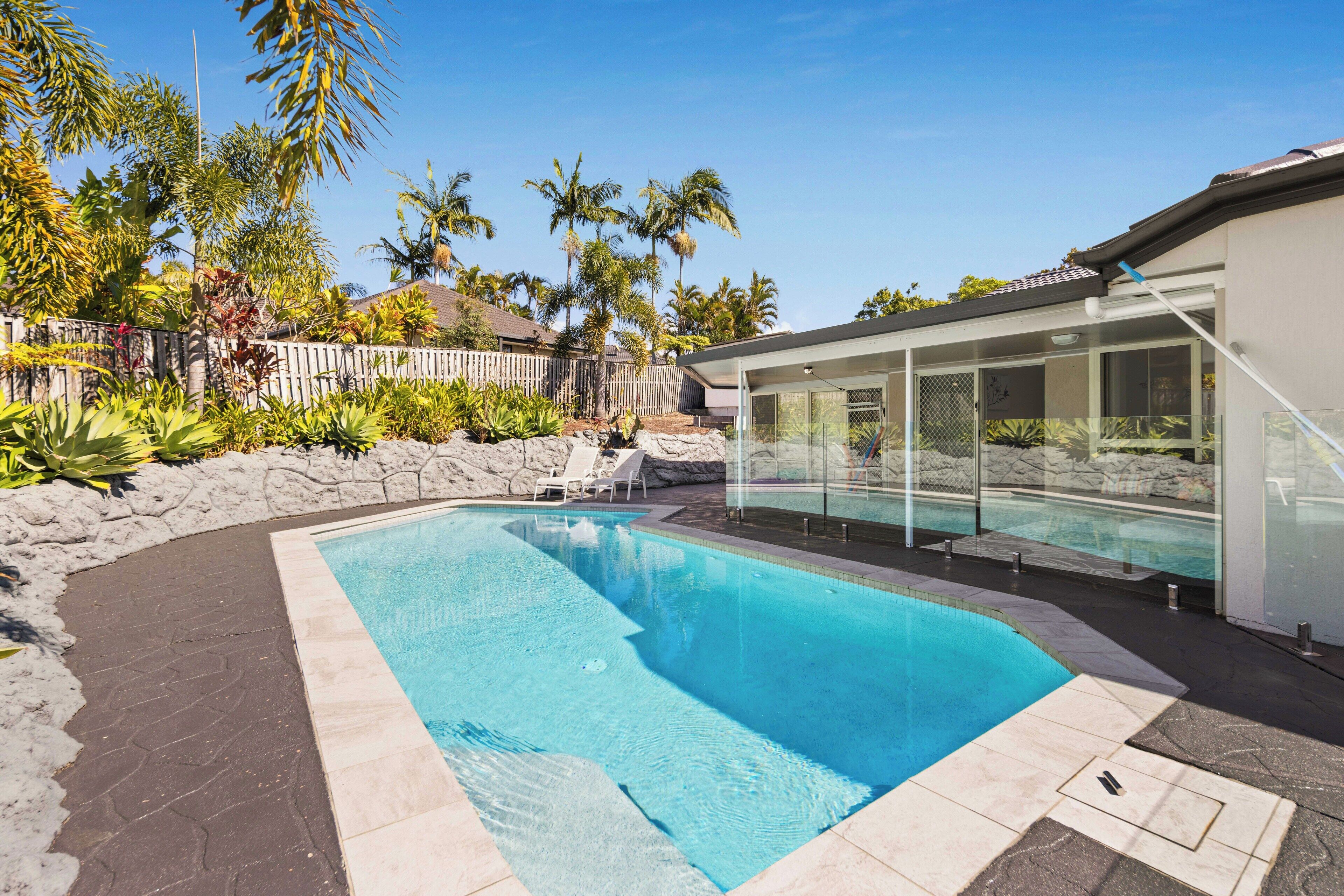 Kolam renang outdoor