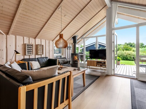 "Mieka" - 500m from the sea by Interhome