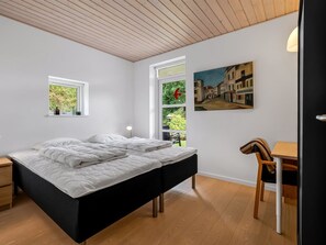 3 bedrooms, internet