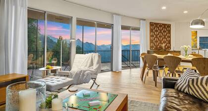 Malibu Hills Home w/ Balcony & Mountain Views | Cielo Curve by AvantStay