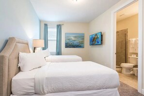 9 室のベッドルーム、旅行用ベビーベッド、WiFi、ベッドシーツ