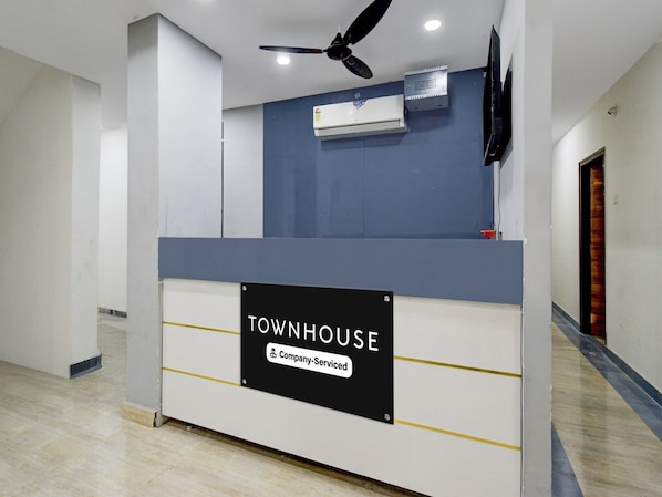 House | Reception
