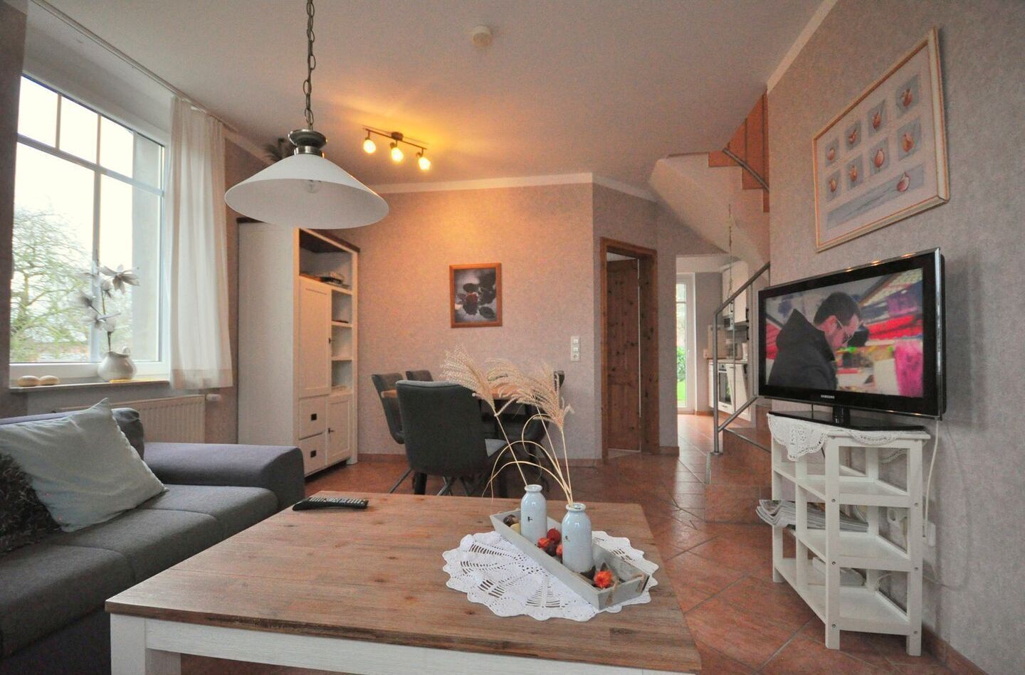 Televisio, DVD-soitin, stereot