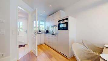 Réfrigérateur, surface de cuisson, lave-vaisselle