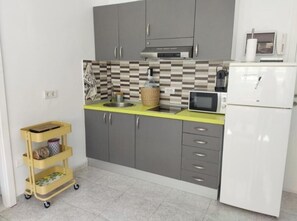 Microwave, stovetop - Brisa Marina apartment 2 minutes from the beach, bright and all inclusive (Las Palmas de Gran Canaria)