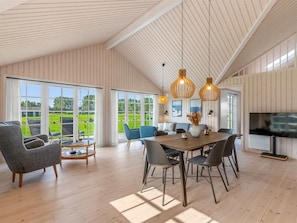 Interior - "Hellevi" - 900m from the sea by Interhome (Væggerløse)