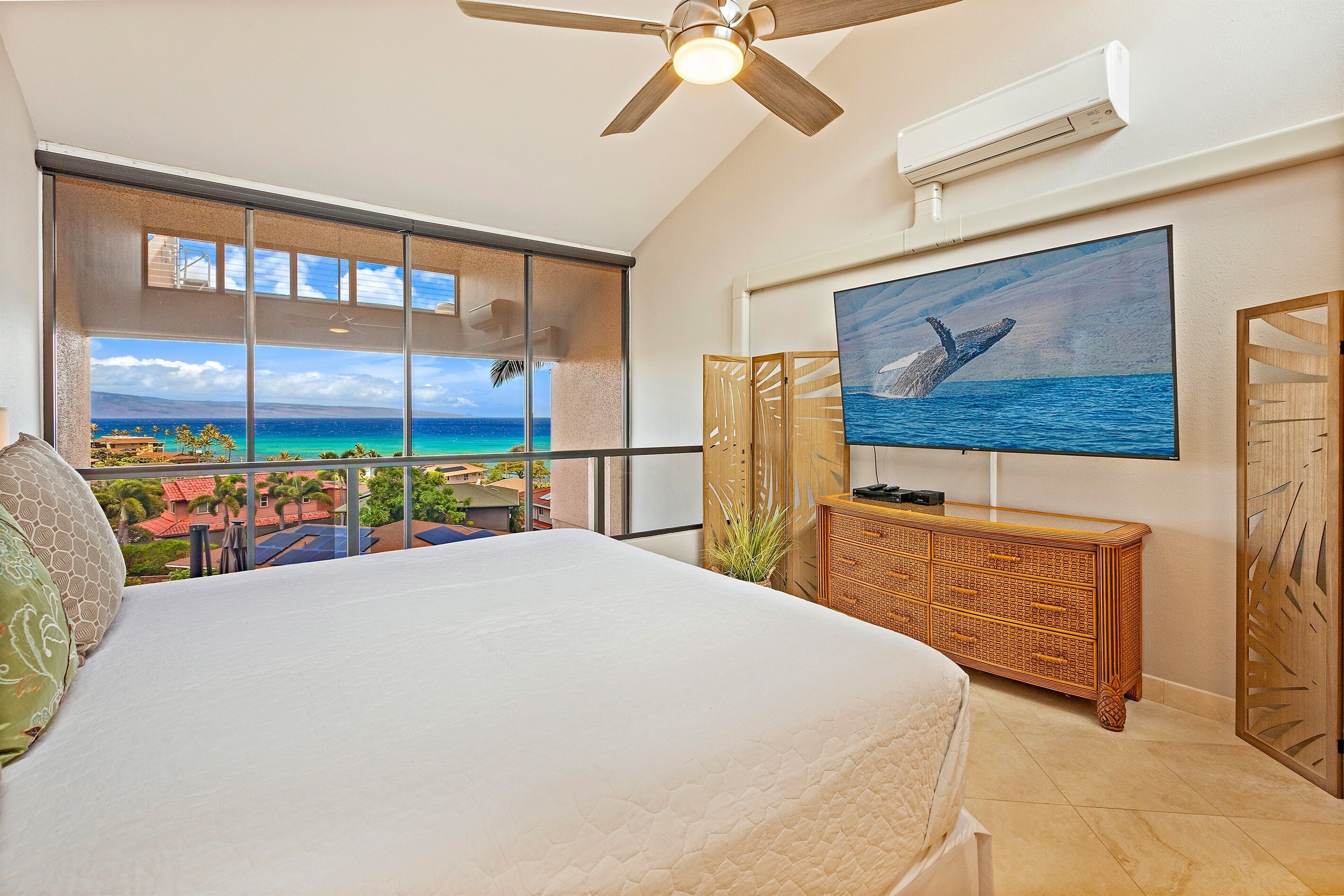 2 soverom, skrivebord, strykejern/-brett og wi-fi (inkludert)