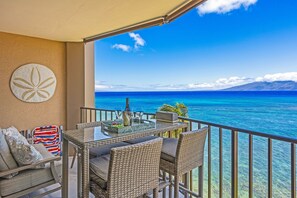 Outdoor dining - Valley Isle Resort #608 - Vacation West Maui (Lahaina)