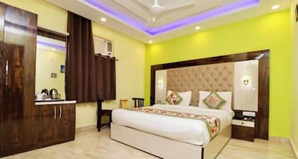 Hotel Shivaka Inn Delhi Airport