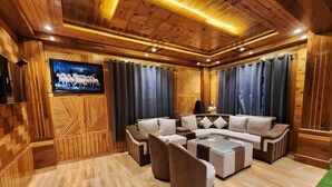 Living area - Hotel Ranveer Palace (Narkanda)