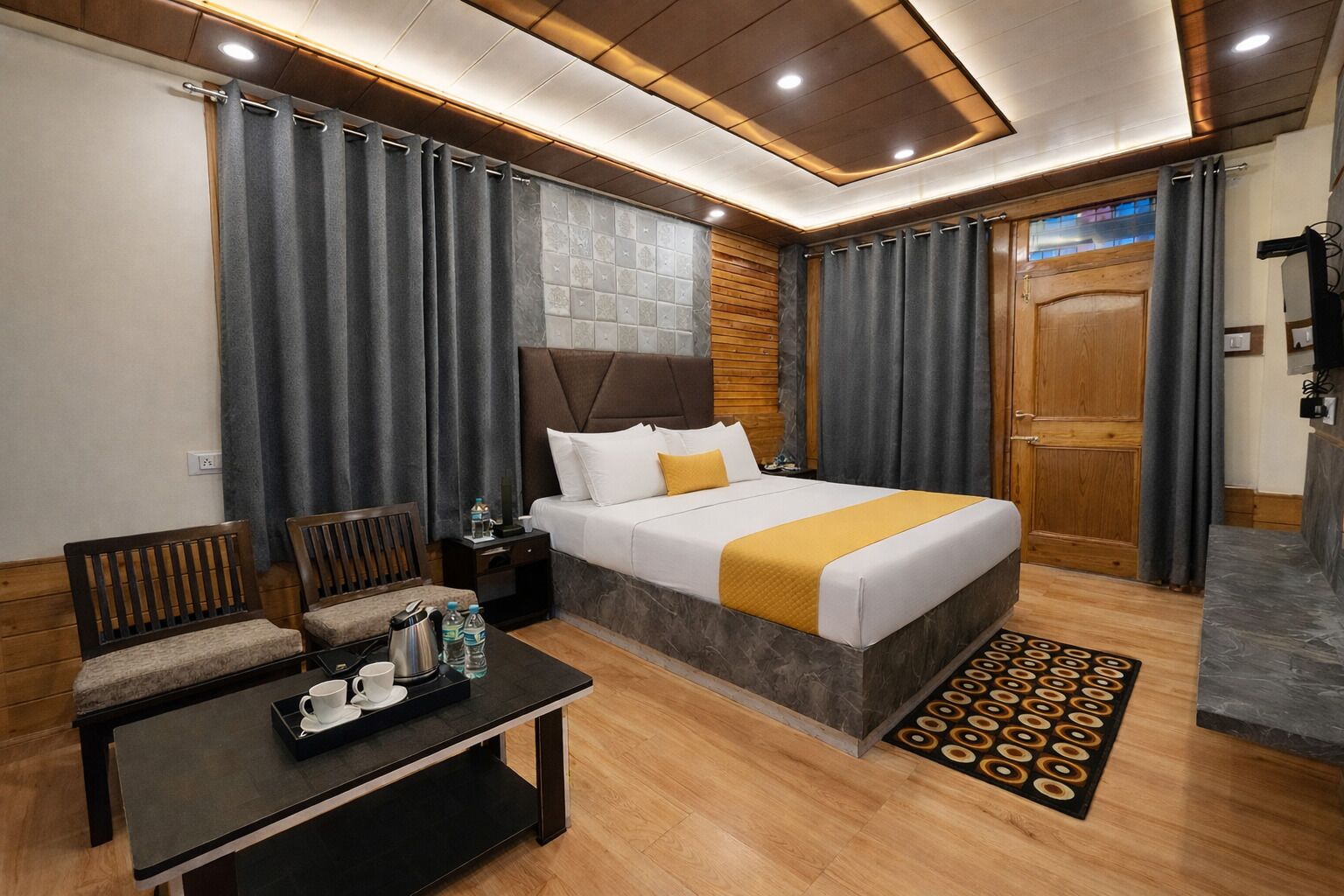 Deluxe Double Room, Mountain View | Free WiFi