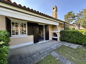 Esterni