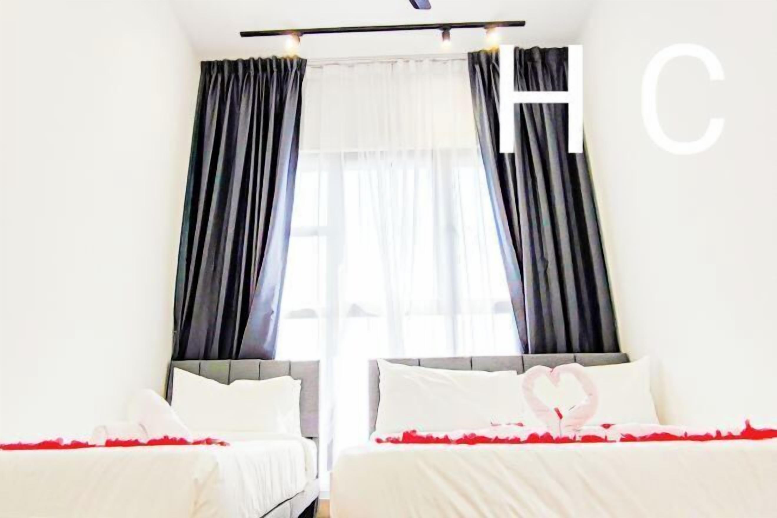 Iron/ironing board, free WiFi