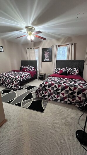 5 chambres, bureau, accès au Wi-Fi (inclus), literie fournie