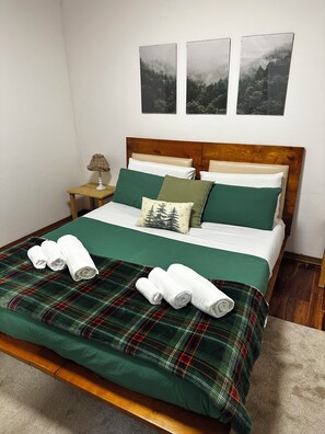 1 bedroom, WiFi, bed sheets
