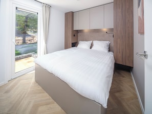 3 bedrooms, WiFi