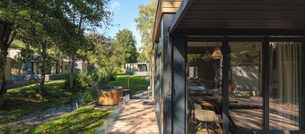 Where luxury and space come together – Mamer Lodge.