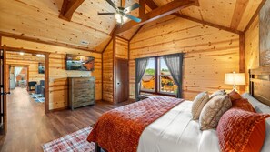 8 bedrooms, iron/ironing board, free WiFi, bed sheets