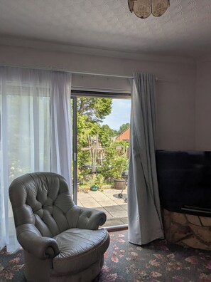 TV