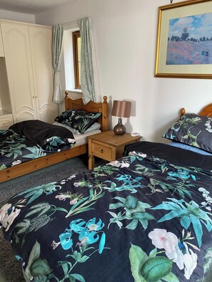 2 bedrooms, free WiFi, bed sheets