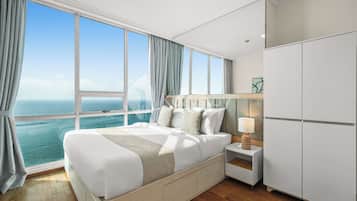 Apartment, 1 Bedroom, Sea View | Laptop workspace, iron/ironing board, free WiFi