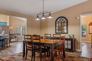 Unclassified image, 5 of 34, button