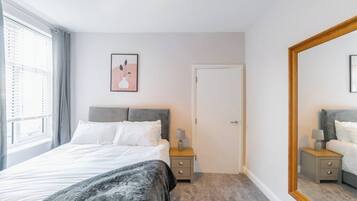 2 chambres, fer et planche Ă repasser, Wi-Fi, draps fournis