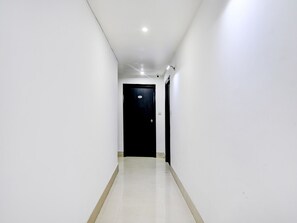 Interior - Townhouse Oak Ballygunge (Kolkata)