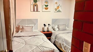 Iron/ironing board, free WiFi, bed sheets