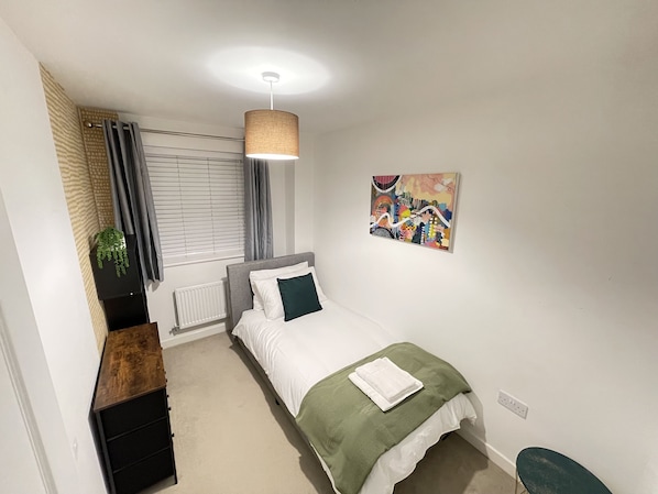 4 bedrooms, individually decorated, individually furnished, free WiFi
