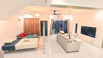 Comfort House, City View | Ruang tamu