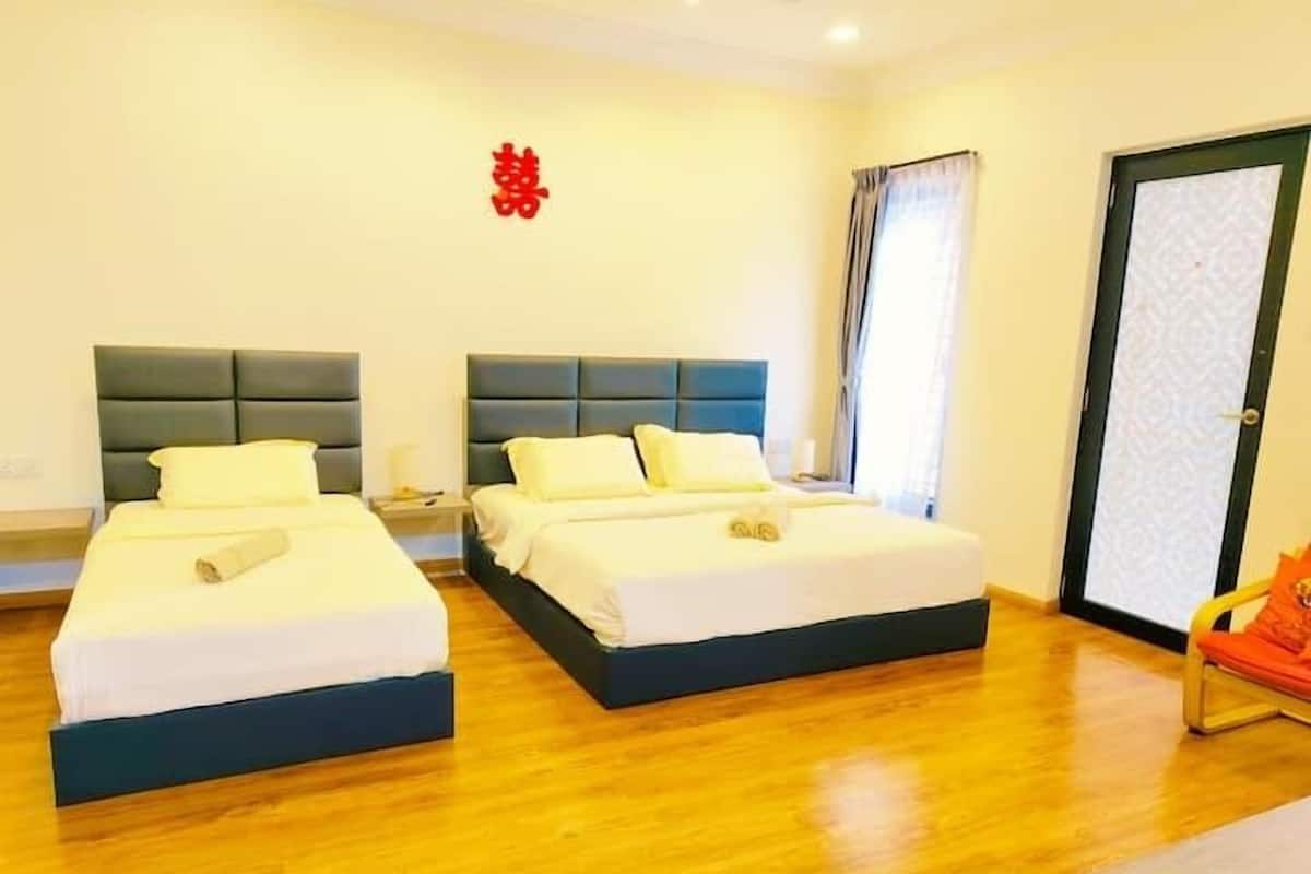 Basic Apartment | Iron/ironing board, free WiFi, bed sheets