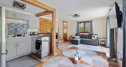 Serene 4-BR Retreat 10 Mins to Okemo