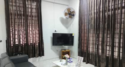 Wonderful 4-bedroom house with AC in Bukit Bakri