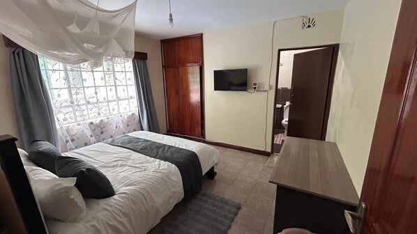 3 chambres, fer et planche à repasser, Wi-Fi, literie fournie