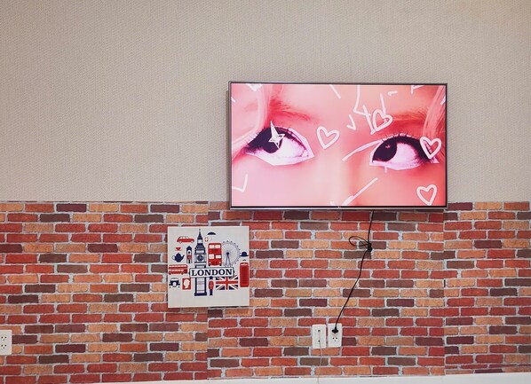 Deluxe Apartment | Living area - Sky Garden 3 (Seven)