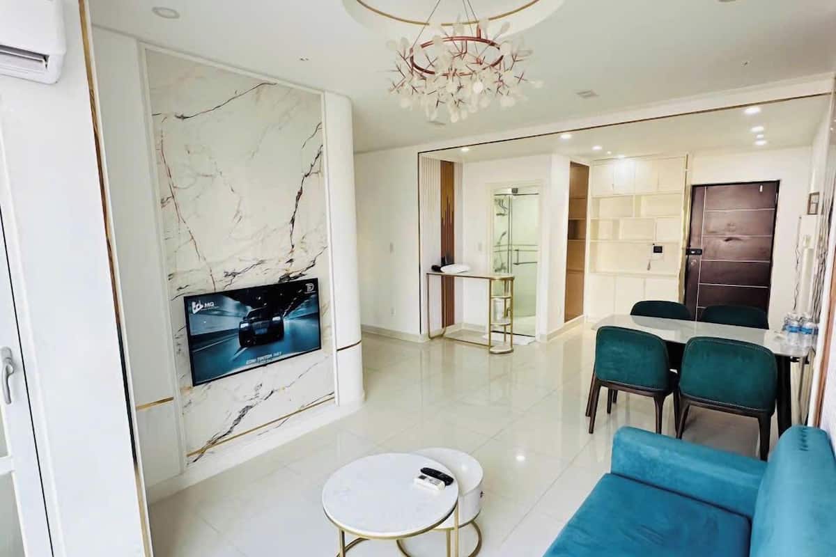 Deluxe apartman | Nappalirész | Kandalló és padlófűtés