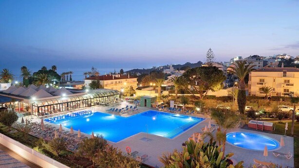 Pool - Terrace Room Perfect for Beachlife Enjoyers -  Direct Beach Access | 4 Units (Albufeira)