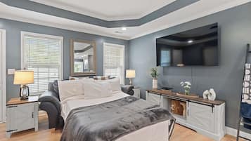 1 bedroom, iron/ironing board, travel crib, WiFi