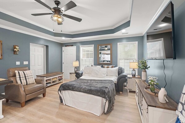 1 bedroom, iron/ironing board, travel crib, WiFi