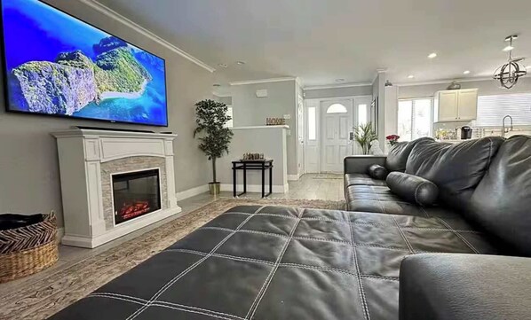 TV, fireplace, offices