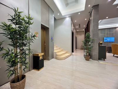 AL Ewan Pro Serviced Apartments