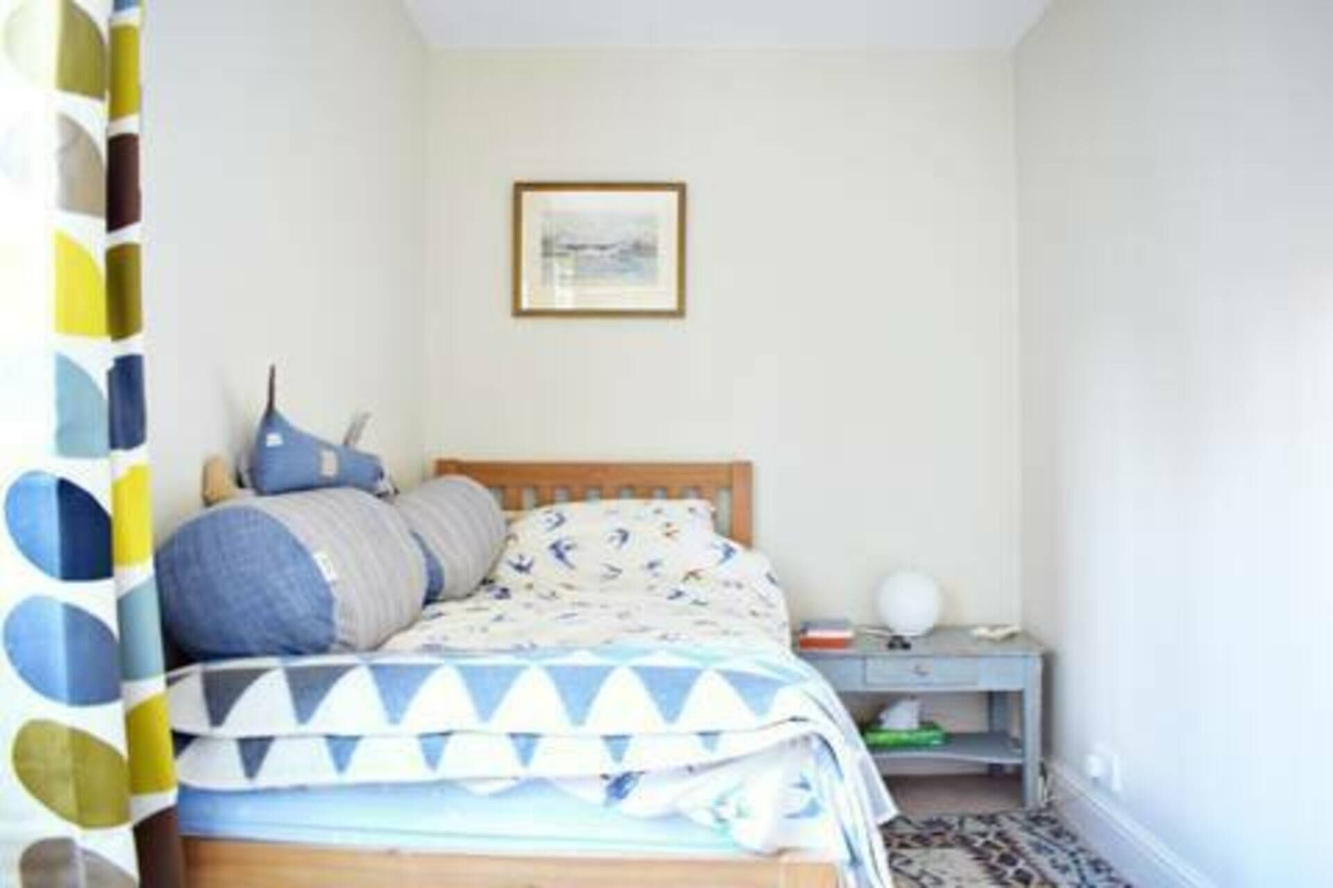 2 soverom, strykejern/-brett, internettilgang og sengetøy