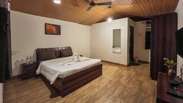 Casa de campo premium | Escrivaninha, Wi-Fi de cortesia