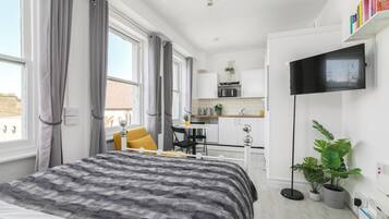 1 bedroom, iron/ironing board, free WiFi, bed sheets