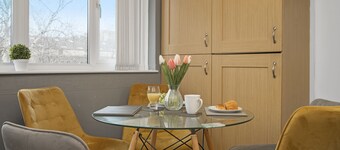 Professionals & Contractors Welcome 2 BR Central MK Free Parking 