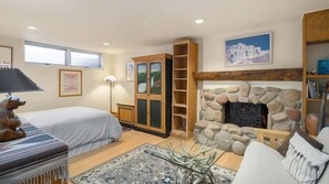 3 makuuhuonetta, internet